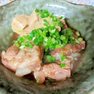 豚バラ軟骨と豆腐の煮物